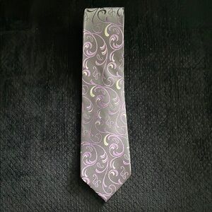Van Heusen Gray and Purple Paisley Tie